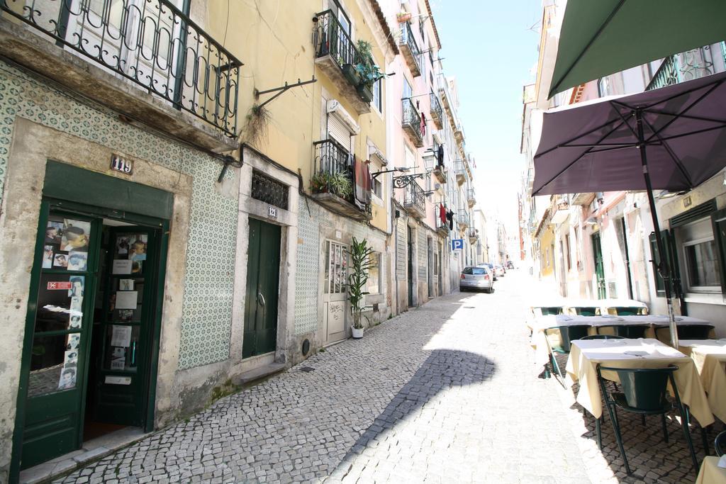 Bairro Alto In A Polaroid - Party In Lejlighed Lisboa